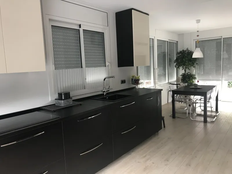 Resultado final de la cocina reformada